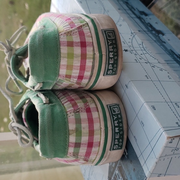 Womens size 9 Sperry canvas shoes - Picture 3 of 6